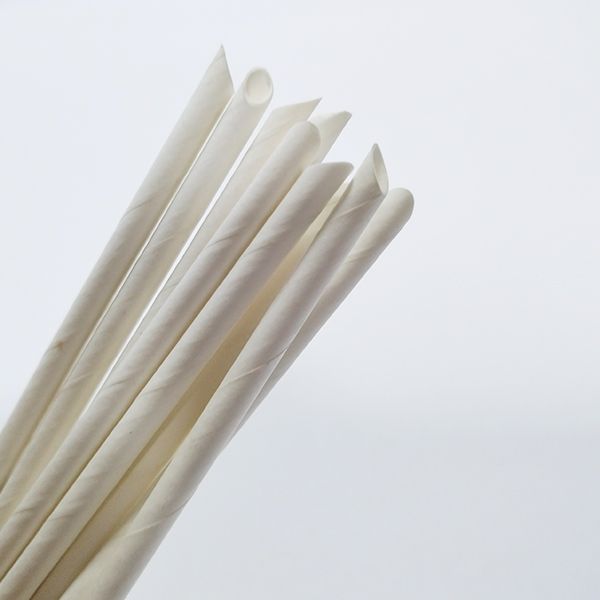 Pailles pointues en carton
