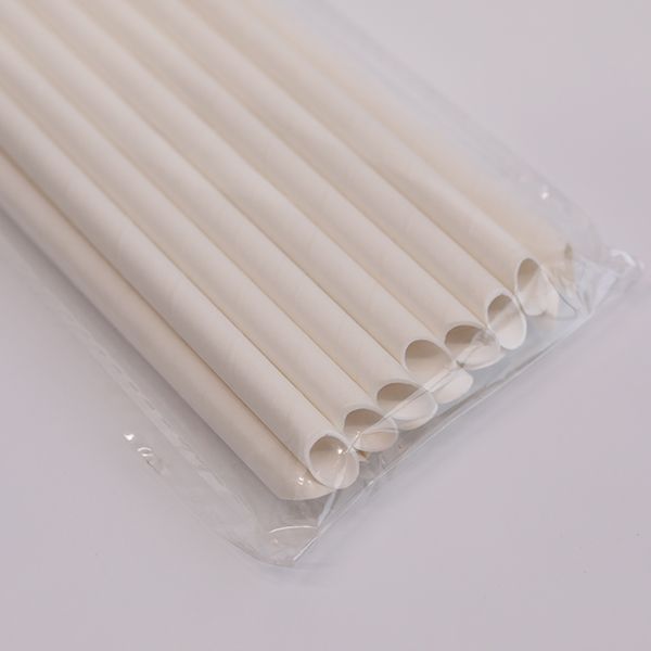 Pailles pointues en carton