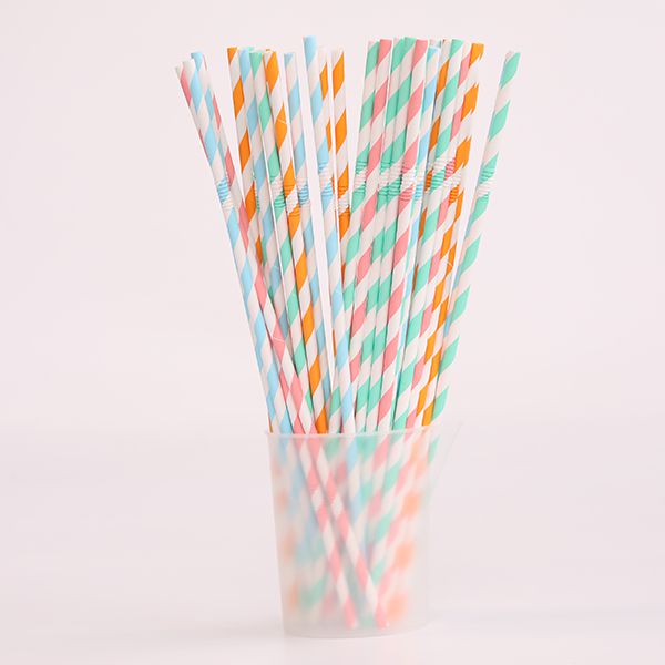 Paille pliable en carton