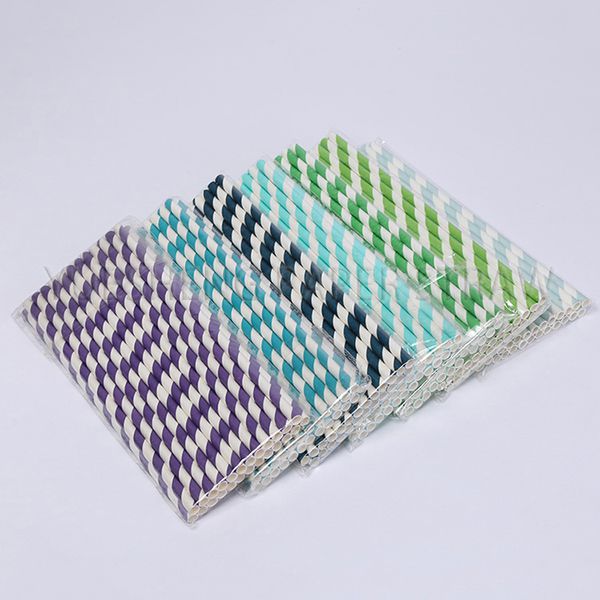 Paille en carton avec emballage en plastique