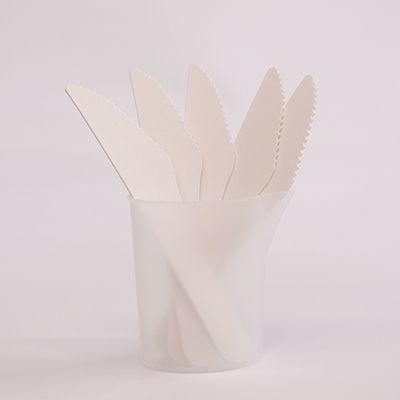 Couteaux jetables en carton