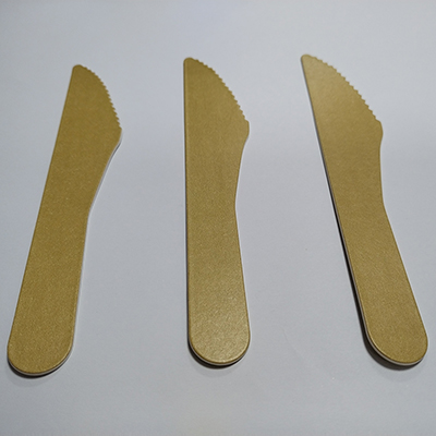 Couteau en papier brun
