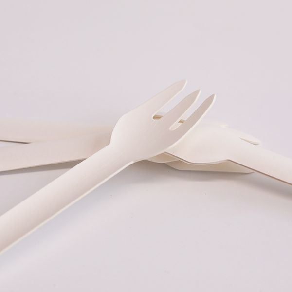 Fourchettes en carton blanc