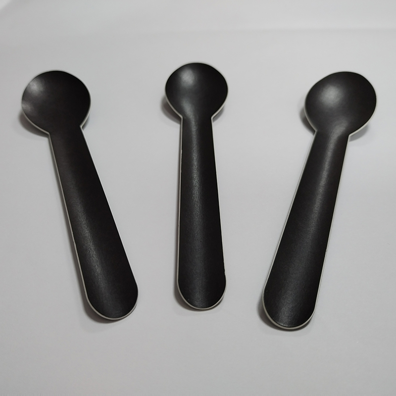 Cuillère en papier noir