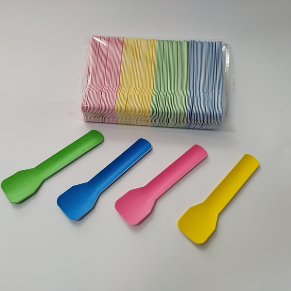 Cuillère à glace en carton